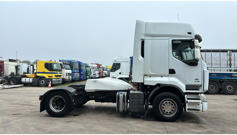Renault Premium 460 DXI (PERFECT CONDITION) - Nyergesvontató: 4 kép. Renault Premium 460 DXI (PERFECT CONDITION) - Nyergesvontató: 4 kép.