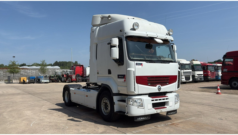 Renault Premium 460 DXI (PERFECT CONDITION / CHASSIS NO RUST / VERY CLEAN / AIRCO / EEV) - Nyergesvontató: 2 kép. Renault Premium 460 DXI (PERFECT CONDITION / CHASSIS NO RUST / VERY CLEAN / AIRCO / EEV) - Nyergesvontató: 2 kép.