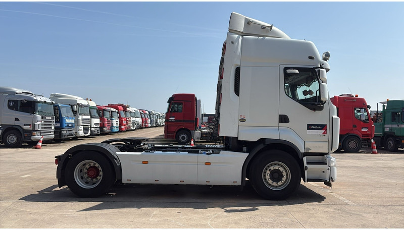 Renault Premium 460 DXI (PERFECT CONDITION / CHASSIS NO RUST / VERY CLEAN / AIRCO / EEV) - Nyergesvontató: 3 kép. Renault Premium 460 DXI (PERFECT CONDITION / CHASSIS NO RUST / VERY CLEAN / AIRCO / EEV) - Nyergesvontató: 3 kép.