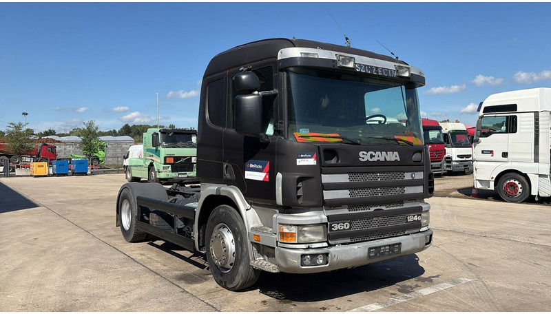 Scania 124 - 360 (MANUAL PUMP / POMPE MANUELLE / BOITE MANUELLE / MANUAL GEARBOX) - Nyergesvontató: 2 kép. Scania 124 - 360 (MANUAL PUMP / POMPE MANUELLE / BOITE MANUELLE / MANUAL GEARBOX) - Nyergesvontató: 2 kép.