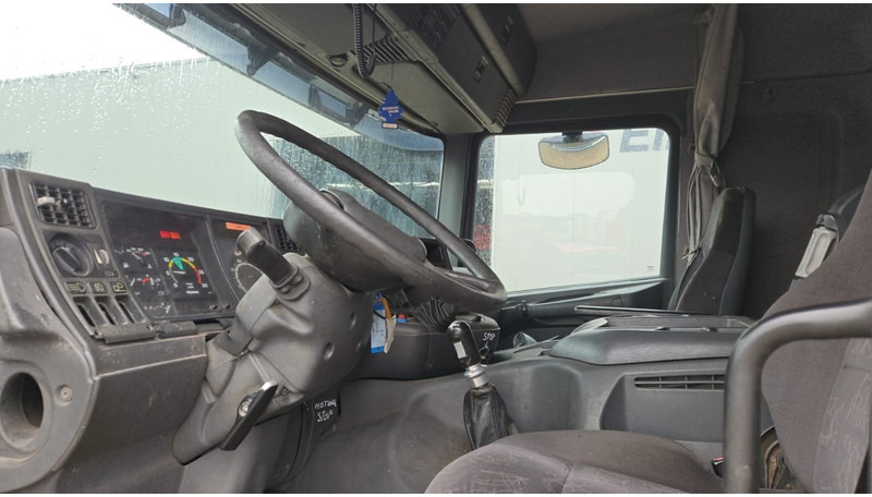 Scania P124 - 360 (POMPE MANUELLE / BOITE MANUELLE / MANUAL PUMP / MANUAL GEARBOX) lízing Scania P124 - 360 (POMPE MANUELLE / BOITE MANUELLE / MANUAL PUMP / MANUAL GEARBOX): 11 kép.
