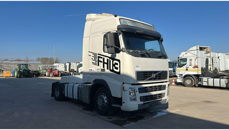 Volvo FH 400 (GOOD CONDITION / CLEAN CHASSIS / EURO 5) - Nyergesvontató: 3 kép. Volvo FH 400 (GOOD CONDITION / CLEAN CHASSIS / EURO 5) - Nyergesvontató: 3 kép.