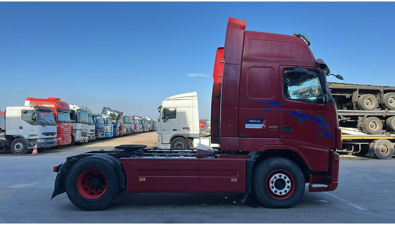 Volvo FH 400 (MANUAL GEARBOX / EURO 5 / BOITE MANUELLE) - Nyergesvontató: 4 kép. Volvo FH 400 (MANUAL GEARBOX / EURO 5 / BOITE MANUELLE) - Nyergesvontató: 4 kép.