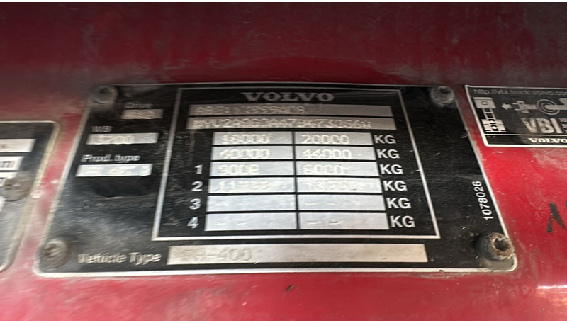 Nyergesvontató Volvo FH 400 (MANUAL GEARBOX / EURO 5 / BOITE MANUELLE): 16 kép.