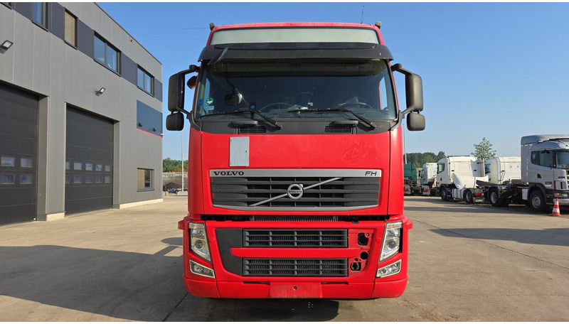 Volvo FH 420 (CLEAN TRUCK / GOOD CONDITION / CHASSIS GOOD) - Nyergesvontató: 2 kép. Volvo FH 420 (CLEAN TRUCK / GOOD CONDITION / CHASSIS GOOD) - Nyergesvontató: 2 kép.