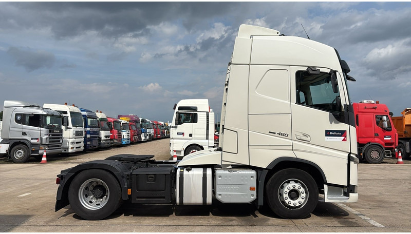 Volvo FH 460 (CHASSIS 2015 / PERFECT CONDITION / CLEAN CHASSIS) - Nyergesvontató: 3 kép. Volvo FH 460 (CHASSIS 2015 / PERFECT CONDITION / CLEAN CHASSIS) - Nyergesvontató: 3 kép.