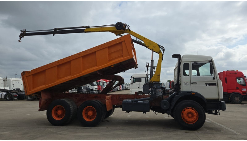 Renault G 300 Manager (POMPE MANUELLE / GRUE COPMA 90.2 / LAMES / 6X4 / GRAND PONT) - Billenőplatós teherautó, Darus autó: 4 kép. Renault G 300 Manager (POMPE MANUELLE / GRUE COPMA 90.2 / LAMES / 6X4 / GRAND PONT) - Billenőplatós teherautó, Darus autó: 4 kép.
