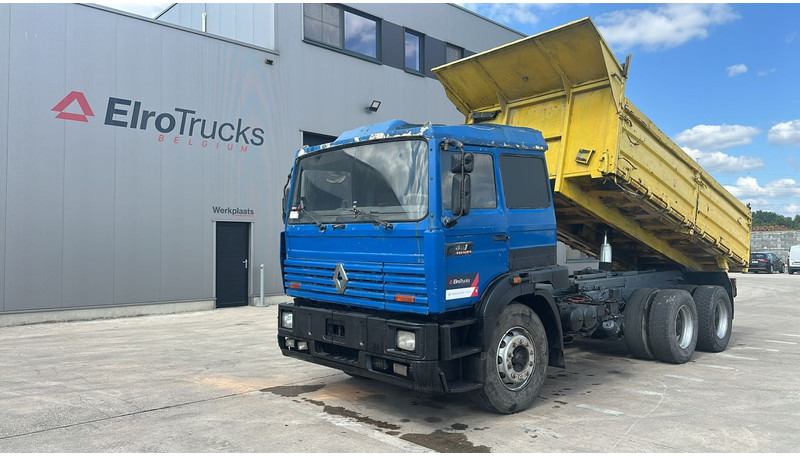 Renault G 330 Manager (GRAND PONT / LAMES / POMPE MANUELLE / MANUAL PUMP) - Billenőplatós teherautó: 1 kép. Renault G 330 Manager (GRAND PONT / LAMES / POMPE MANUELLE / MANUAL PUMP) - Billenőplatós teherautó: 1 kép.