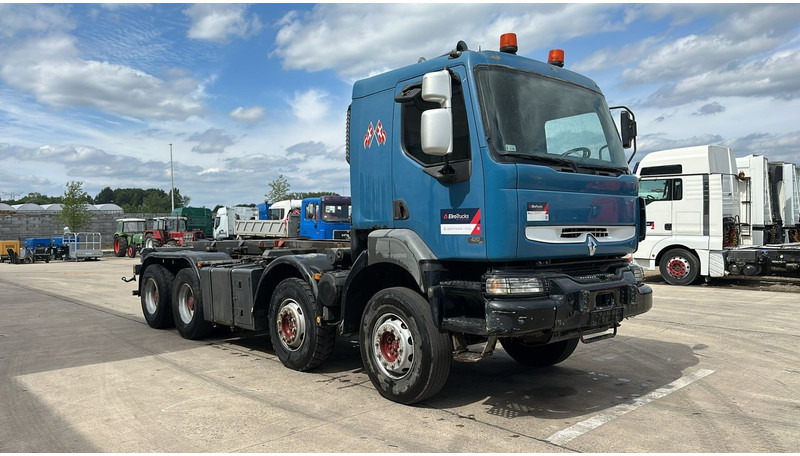 Renault KERAX 420 (8X4 / GRAND PONT / LAMES / BOITE MANUELLE / BONNE ETAT) - Alvaz teherautó: 3 kép. Renault KERAX 420 (8X4 / GRAND PONT / LAMES / BOITE MANUELLE / BONNE ETAT) - Alvaz teherautó: 3 kép.