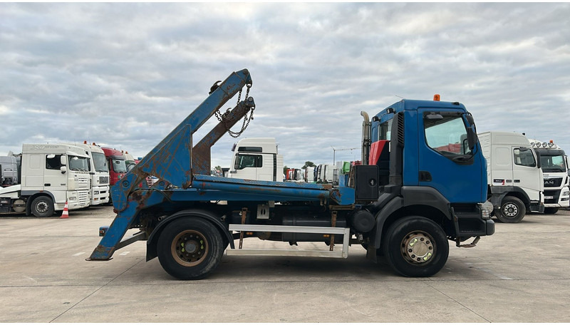 Renault KERAX (GRAND PONT / LAMES / PROPRE / BOITE MANUELLE / STEEL SUSP.) - Billenőplatós teherautó: 4 kép. Renault KERAX (GRAND PONT / LAMES / PROPRE / BOITE MANUELLE / STEEL SUSP.) - Billenőplatós teherautó: 4 kép.