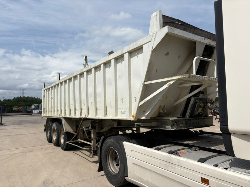 Stas FREINS TAMBOUR / DRUM BRAKES (REMORQUE FRANCAIS / FREINS TAMBOURS / DRUM BRAKES) - Félpótkocsi billenőplatós: 2 kép. Stas FREINS TAMBOUR / DRUM BRAKES (REMORQUE FRANCAIS / FREINS TAMBOURS / DRUM BRAKES) - Félpótkocsi billenőplatós: 2 kép.