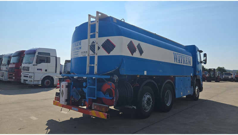 Volvo FH 12.380 (20.100 LITERS / PARFAIT ETAT / TOP CONDITION !!! / 6X2 / BOITE MANUELLE) - Tartályos teherautó: 5 kép. Volvo FH 12.380 (20.100 LITERS / PARFAIT ETAT / TOP CONDITION !!! / 6X2 / BOITE MANUELLE) - Tartályos teherautó: 5 kép.