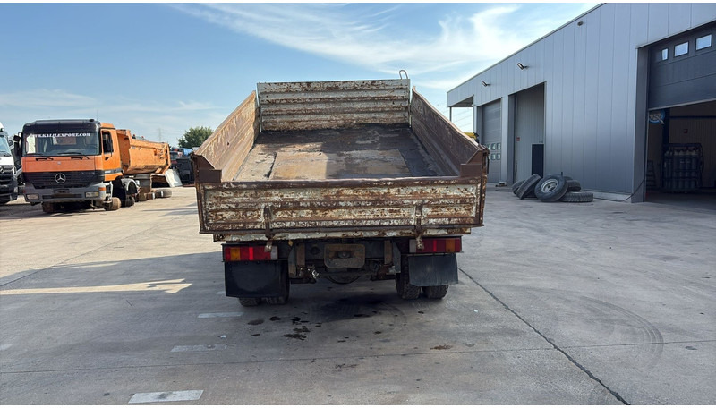 Volvo FL 6 - 8 (MANUAL PUMP / POMPE MANUELLE) - Billenőplatós teherautó: 5 kép. Volvo FL 6 - 8 (MANUAL PUMP / POMPE MANUELLE) - Billenőplatós teherautó: 5 kép.