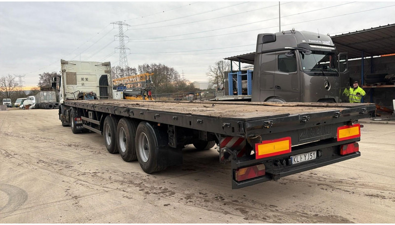 Zaslaw d-651 (DRUM BRAKES / FREINS TAMBOURS) - Platós félpótkocsi: 4 kép. Zaslaw d-651 (DRUM BRAKES / FREINS TAMBOURS) - Platós félpótkocsi: 4 kép.