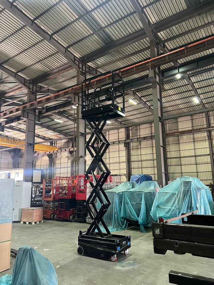 Galen 4+2m Scissor Lift - Ollós emelő: 1 kép. Galen 4+2m Scissor Lift - Ollós emelő: 1 kép.