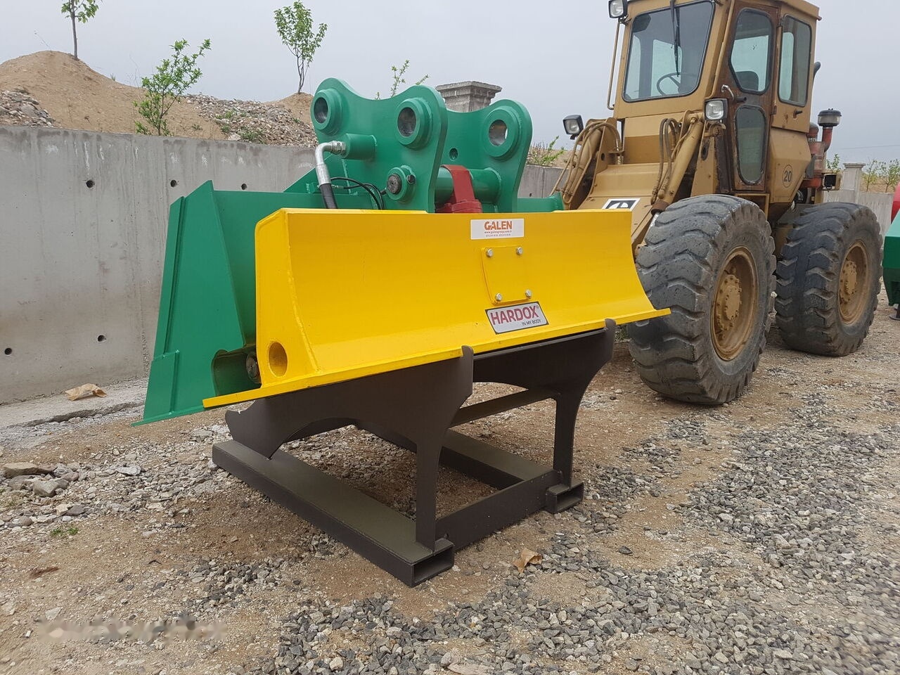 Galen VIBRO SLOPE BUCKET - Kotró kanál: 5 kép. Galen VIBRO SLOPE BUCKET - Kotró kanál: 5 kép.