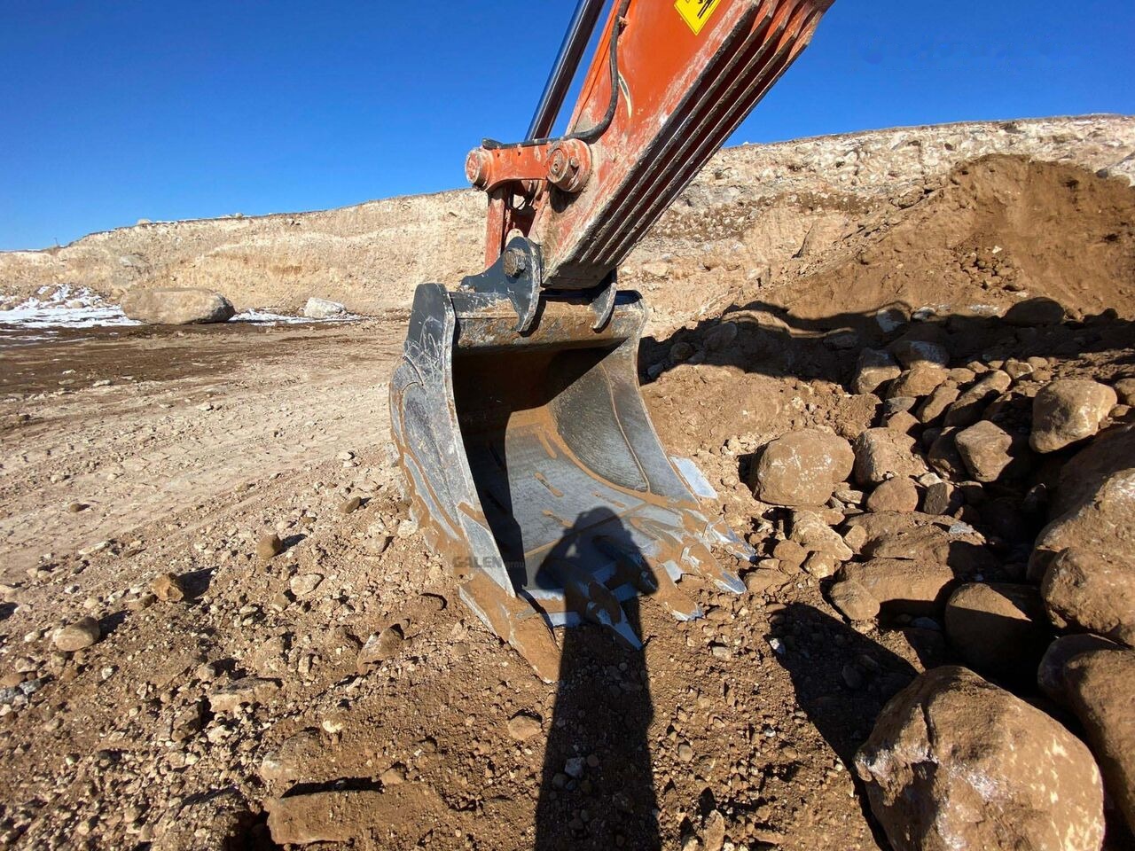 Hitachi ZX490 Heavy Duty Bucket - Kotró kanál: 1 kép. Hitachi ZX490 Heavy Duty Bucket - Kotró kanál: 1 kép.