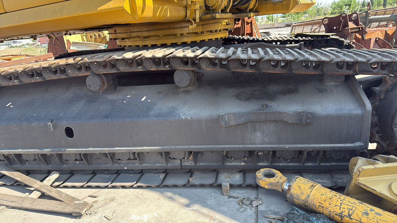 KOMATSU PC450 27meters Demolition Machine - Bontó kotrógép: 5 kép. KOMATSU PC450 27meters Demolition Machine - Bontó kotrógép: 5 kép.