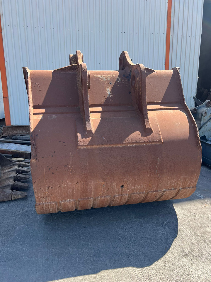 KOMATSU PC850 - Kotró kanál - Építőipari gépek: 5 kép. KOMATSU PC850 - Kotró kanál - Építőipari gépek: 5 kép.