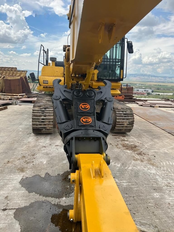 Komatsu PC350 Demolition Boom-Arm Manufacturing - Roppantó olló: 4 kép. Komatsu PC350 Demolition Boom-Arm Manufacturing - Roppantó olló: 4 kép.