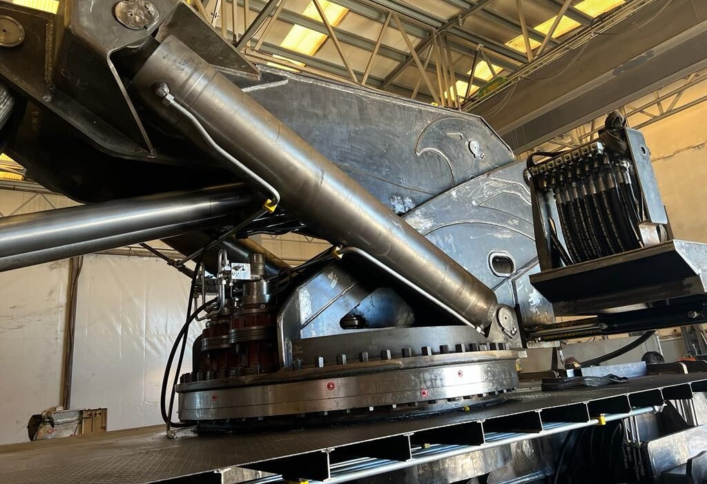 New - Autódaru: 4 kép. New - Autódaru: 4 kép.