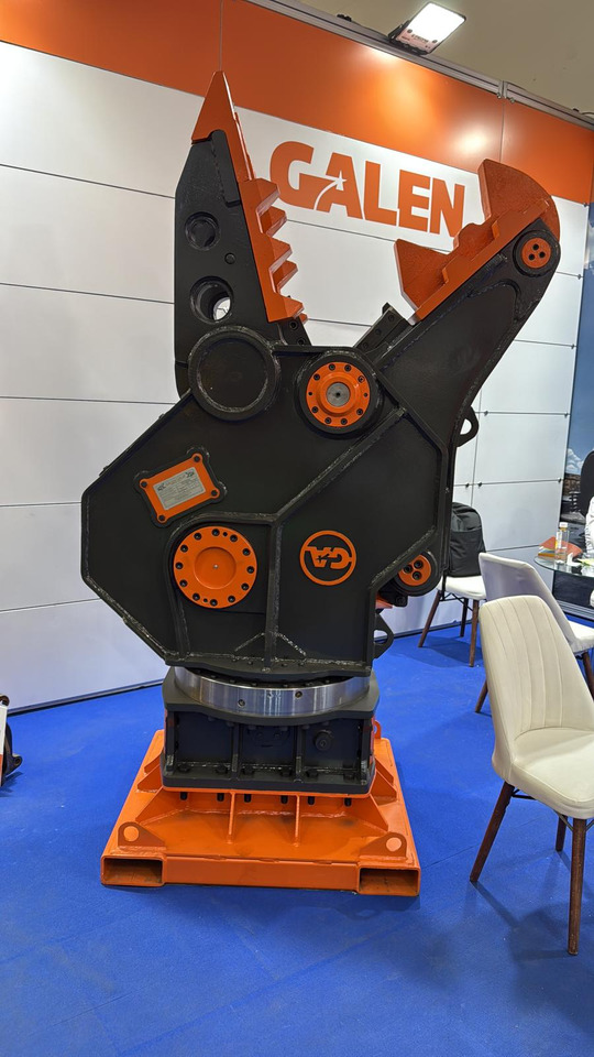 Pulverizer 2300kg - Roppantó olló - Adapterek: 2 kép. Pulverizer 2300kg - Roppantó olló - Adapterek: 2 kép.