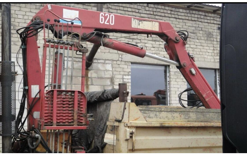 Mercedes-Benz 1820 - Billenőplatós teherautó, Darus autó: 3 kép. Mercedes-Benz 1820 - Billenőplatós teherautó, Darus autó: 3 kép.