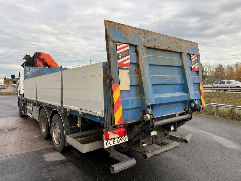 Scania P310 - Platós teherautó, Darus autó: 3 kép. Scania P310 - Platós teherautó, Darus autó: 3 kép.