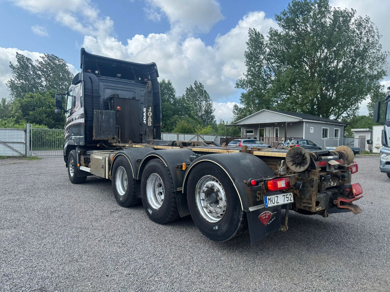 Horgos rakodó teherautó Volvo FH540: 6 kép.