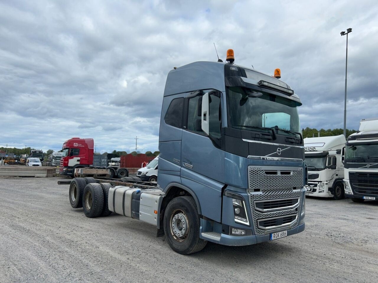 Volvo FH650 - Alvaz teherautó: 3 kép. Volvo FH650 - Alvaz teherautó: 3 kép.