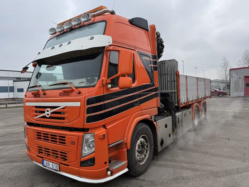 Volvo FM460 - Billenőplatós teherautó, Darus autó: 2 kép. Volvo FM460 - Billenőplatós teherautó, Darus autó: 2 kép.