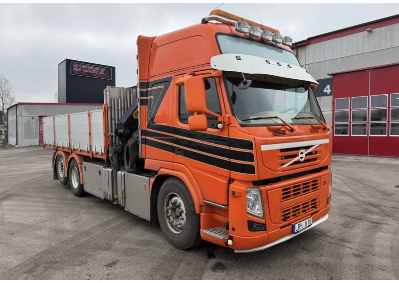 Volvo FM460 - Billenőplatós teherautó, Darus autó: 1 kép. Volvo FM460 - Billenőplatós teherautó, Darus autó: 1 kép.