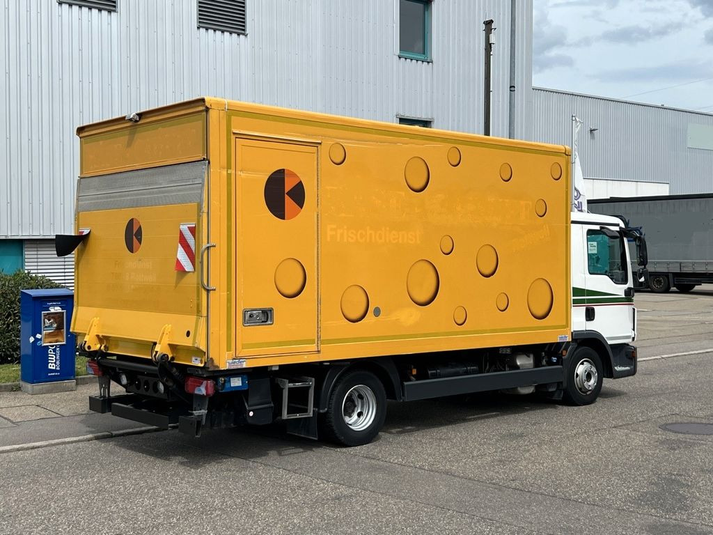 Hűtős kisteherautó MAN TGL 8.220 Kühlkoffer 5,26m LBW Klima Luftgef. MAN TGL 8.220 Kühlkoffer 5,26m LBW Klima Luftgef.: 7 kép.