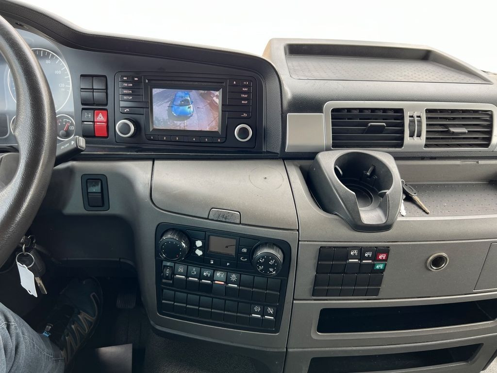 Hűtős kisteherautó MAN TGL 8.220 Kühlkoffer 5,26m LBW Klima Luftgef. MAN TGL 8.220 Kühlkoffer 5,26m LBW Klima Luftgef.: 17 kép.