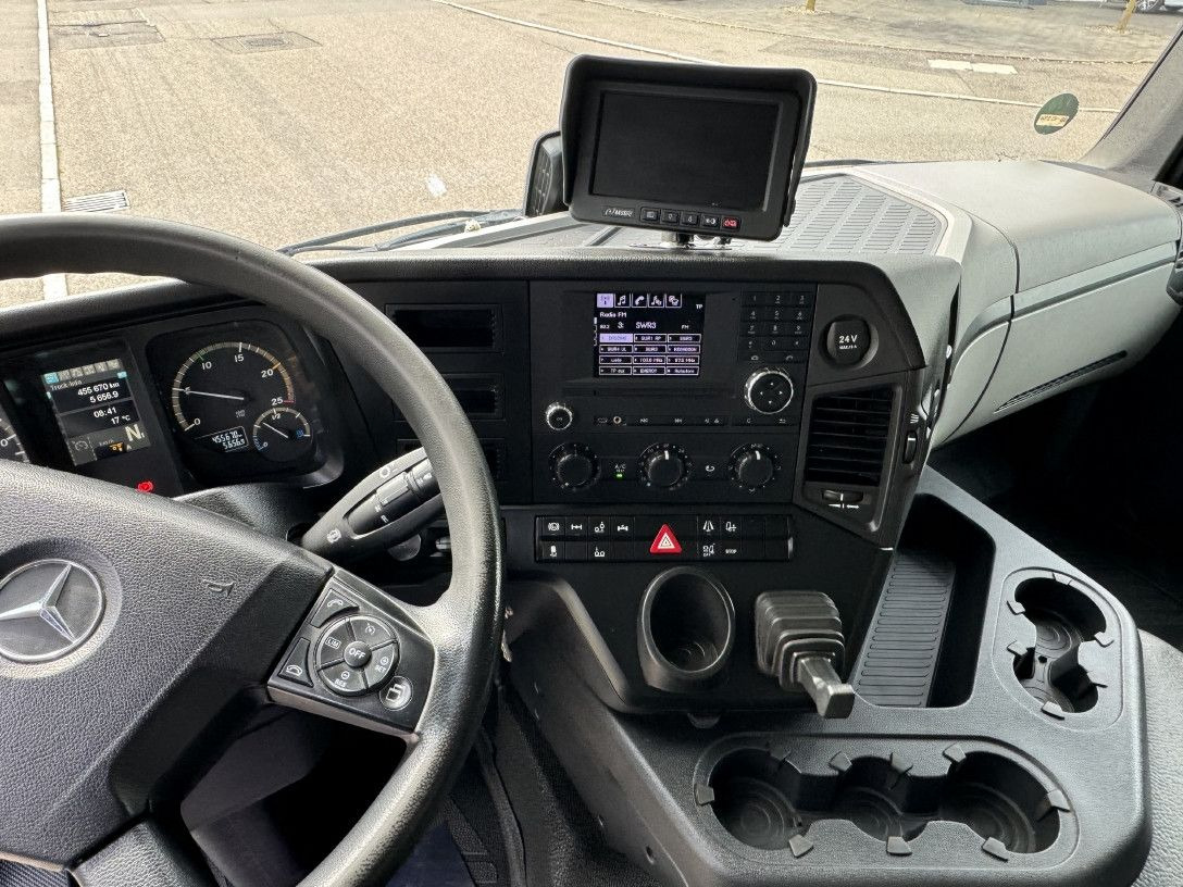 Hűtős teherautó Mercedes-Benz Antos 2533L Kühlkoffer TK T-800R Lenkachse TOP: 19 kép.