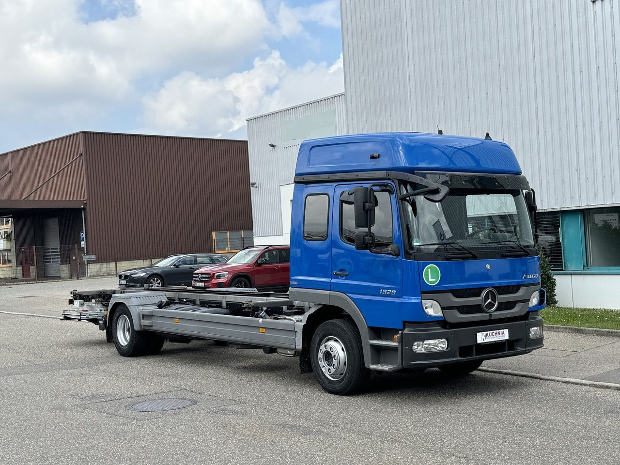 Mercedes-Benz Atego 1529 LL BDF 6-Sitze Umzug u-LBW Gr-Haus - Cserefelépítményes teherautó: 4 kép. Mercedes-Benz Atego 1529 LL BDF 6-Sitze Umzug u-LBW Gr-Haus - Cserefelépítményes teherautó: 4 kép.