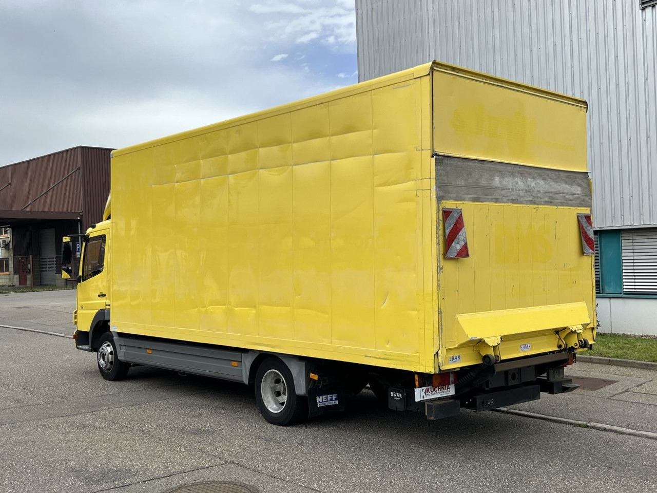 Mercedes-Benz Atego 816L Möbelkoffer 6,15m LBW 3-Sitze Euro-5 - Dobozos kisteherautó: 5 kép. Mercedes-Benz Atego 816L Möbelkoffer 6,15m LBW 3-Sitze Euro-5 - Dobozos kisteherautó: 5 kép.