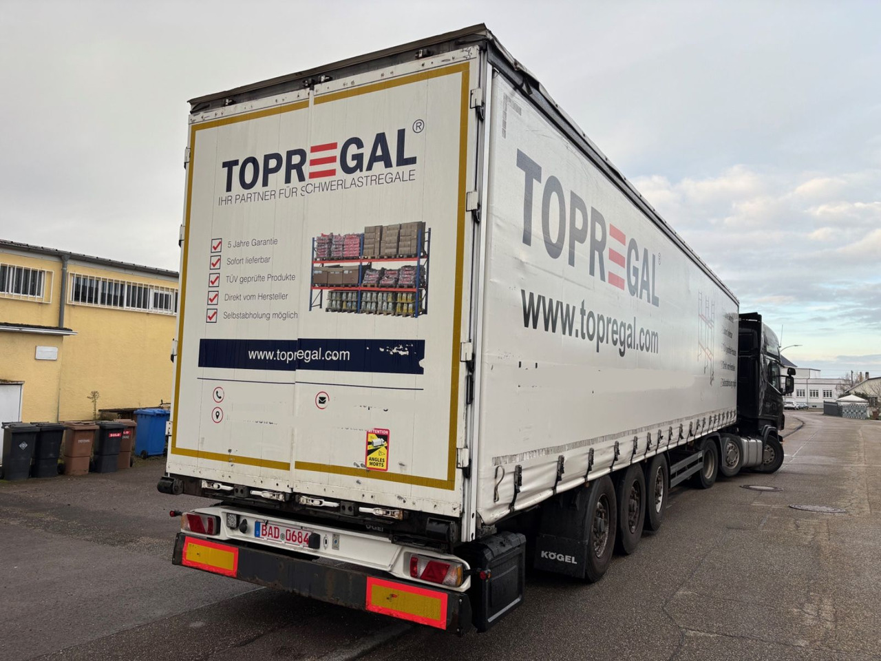 Kögel SN24, Edscha, Schiebeplane, BPW-Achse - Ponyvás félpótkocsi: 4 kép. Kögel SN24, Edscha, Schiebeplane, BPW-Achse - Ponyvás félpótkocsi: 4 kép.