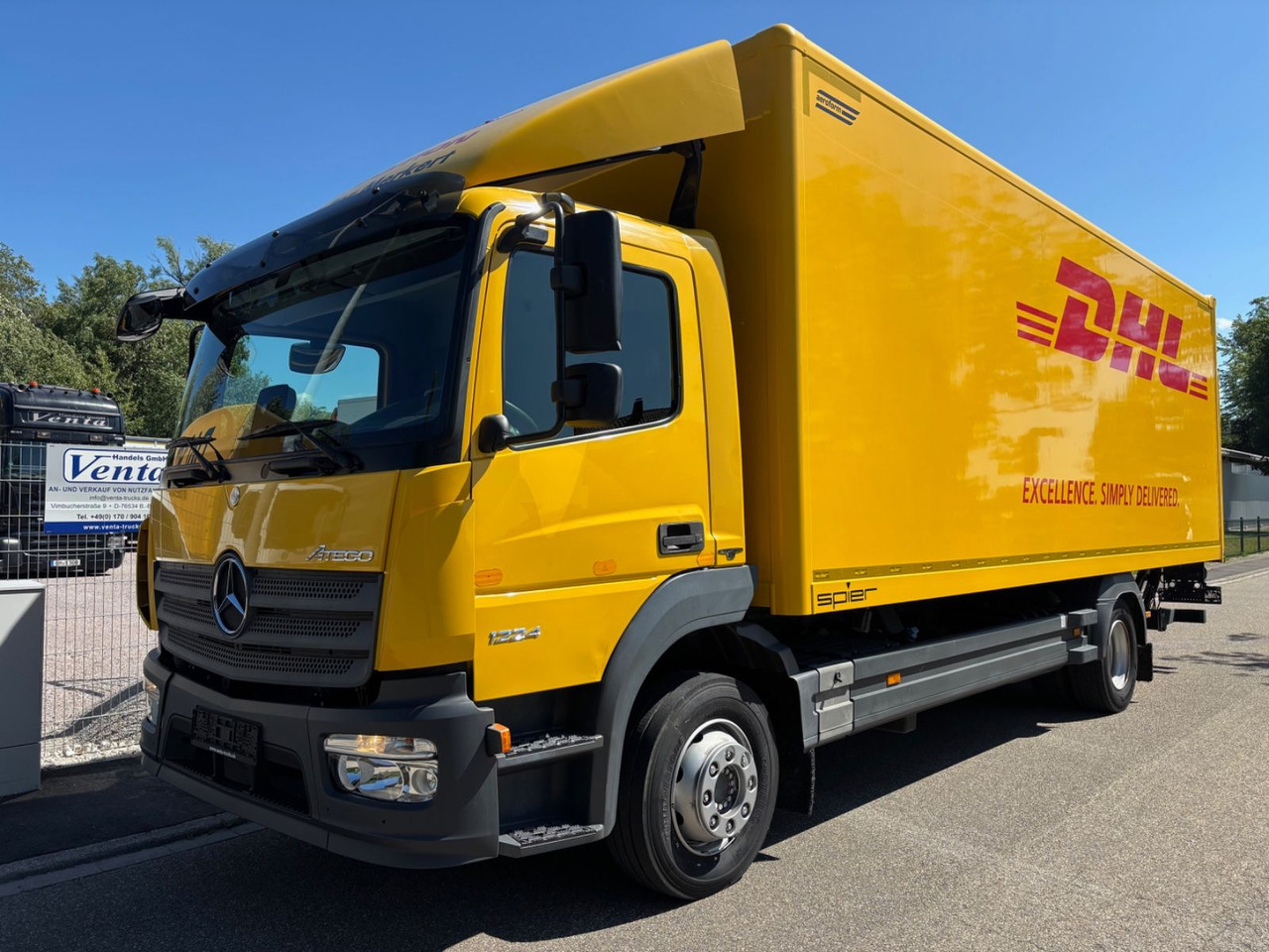 Mercedes-Benz Atego III 1224L, Euro-6, Klima, LBW - Dobozos felépítményű teherautó: 1 kép. Mercedes-Benz Atego III 1224L, Euro-6, Klima, LBW - Dobozos felépítményű teherautó: 1 kép.