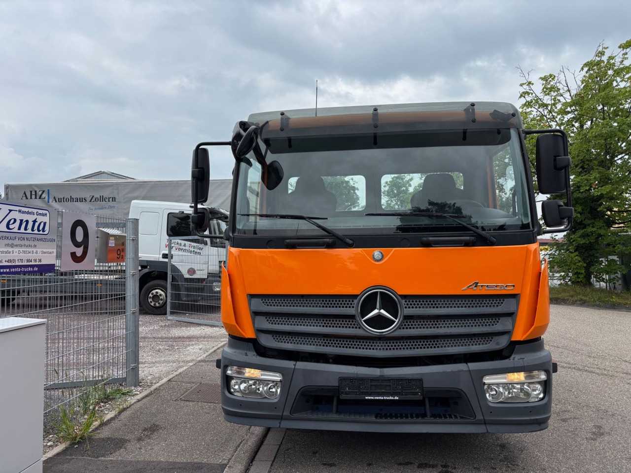 Mercedes-Benz Atego III 818, Euro-6, MEILER Dreiseitenkipper - Billenőplatós teherautó: 2 kép. Mercedes-Benz Atego III 818, Euro-6, MEILER Dreiseitenkipper - Billenőplatós teherautó: 2 kép.
