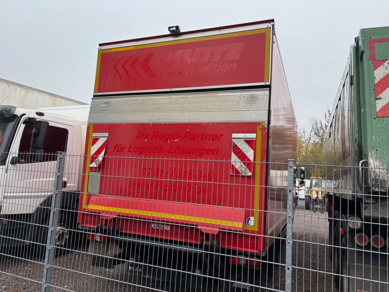 Mercedes-Benz Atego III 818L, Euro-6, Klima, Kamera, LBW - Dobozos felépítményű teherautó: 3 kép. Mercedes-Benz Atego III 818L, Euro-6, Klima, Kamera, LBW - Dobozos felépítményű teherautó: 3 kép.