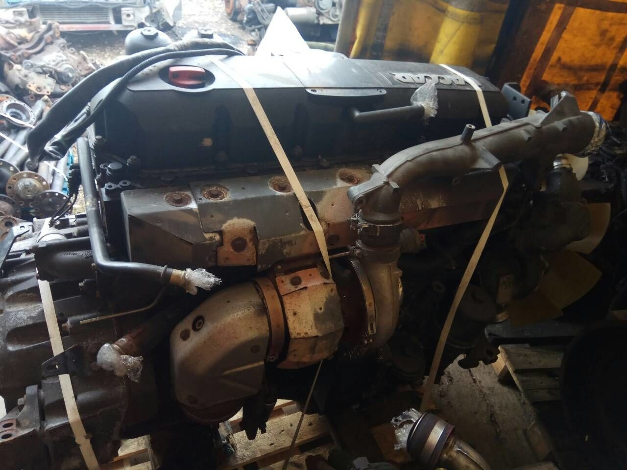 DAF Paccar 460 E5 MX340U1 DAF XF 105 460 E5 - Motor - Teherautó: 3 kép. DAF Paccar 460 E5 MX340U1 DAF XF 105 460 E5 - Motor - Teherautó: 3 kép.