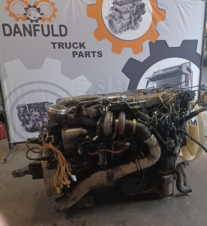 MAN D2676LF53 truck - Motor - Teherautó: 3 kép. MAN D2676LF53 truck - Motor - Teherautó: 3 kép.