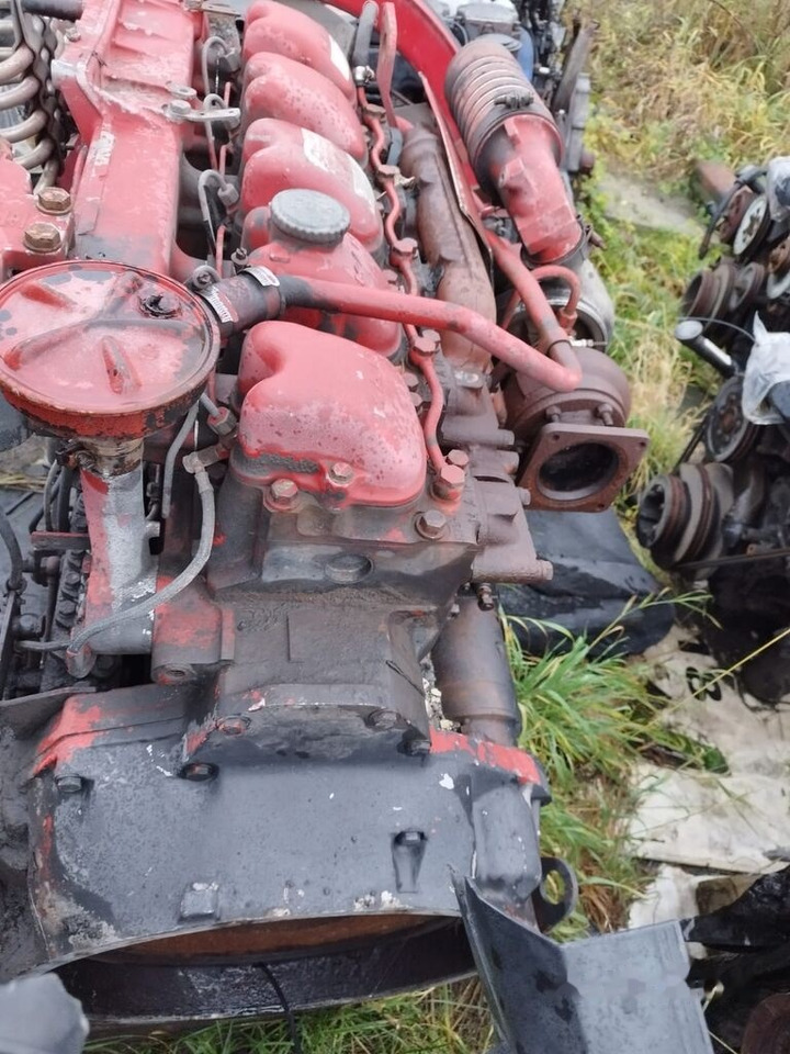 MAN D2865 MAN F90 - Motor - Teherautó: 2 kép. MAN D2865 MAN F90 - Motor - Teherautó: 2 kép.