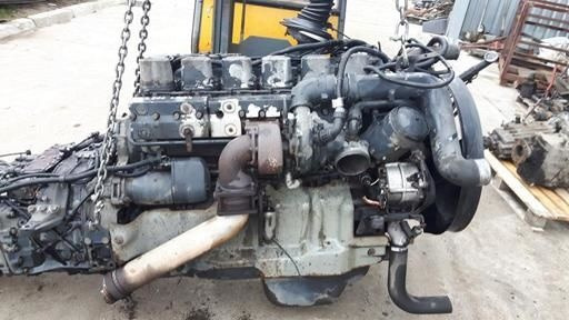 MAN D2866LF34 MAN 19.314, F2000 - Motor - Teherautó: 2 kép. MAN D2866LF34 MAN 19.314, F2000 - Motor - Teherautó: 2 kép.
