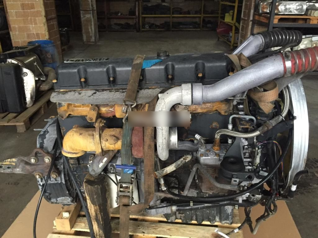 Renault DCi 11C Renault Kerax, Premium - Motor - Teherautó: 3 kép. Renault DCi 11C Renault Kerax, Premium - Motor - Teherautó: 3 kép.