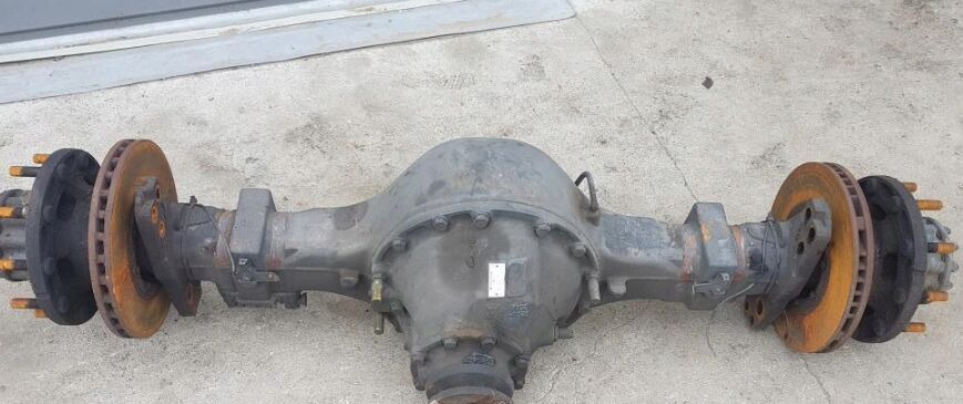 Renault MAGNUM truck - Tengely és alkatrészek - Teherautó: 2 kép. Renault MAGNUM truck - Tengely és alkatrészek - Teherautó: 2 kép.