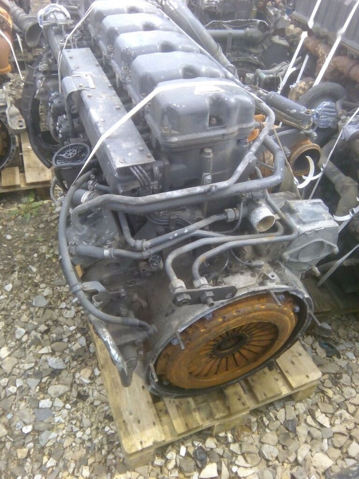 Scania DT1208 Scania - Motor - Teherautó: 3 kép. Scania DT1208 Scania - Motor - Teherautó: 3 kép.