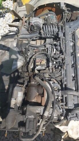 Scania DT1211 truck - Motor - Teherautó: 3 kép. Scania DT1211 truck - Motor - Teherautó: 3 kép.