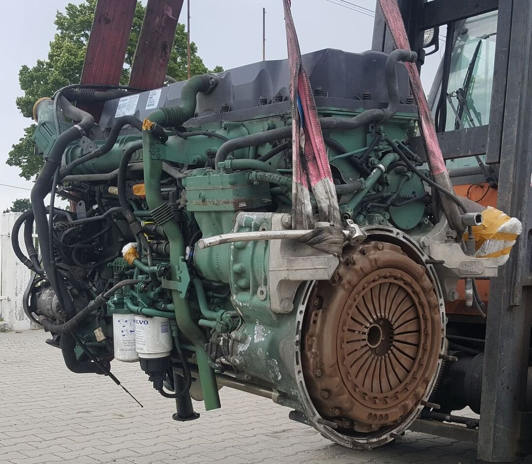Volvo FH13 Volvo FH - Motor - Teherautó: 3 kép. Volvo FH13 Volvo FH - Motor - Teherautó: 3 kép.